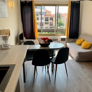 https://studio-frjus-rsidence-piscine-frejus.fr-provencehotel.com